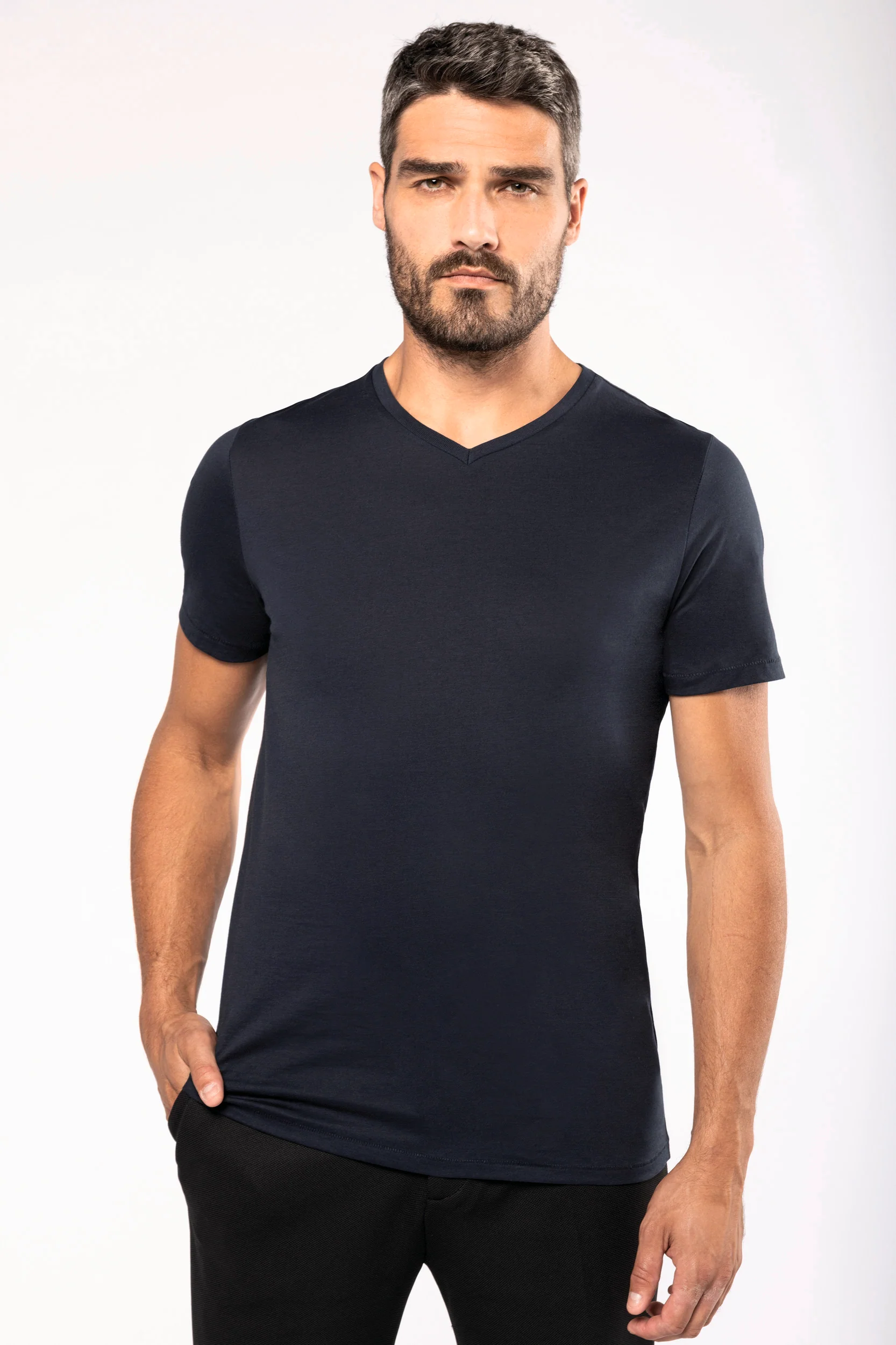 K3002 - T-shirt uomo Supima® scollo a V manica corta - immagine 2